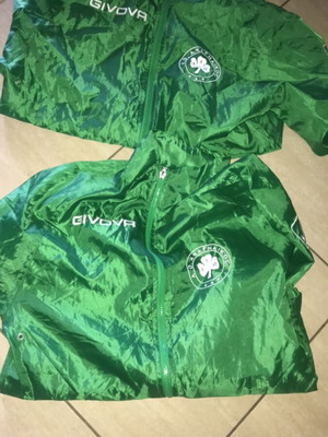 Acharnaikos windbreakers authentic, like new, size XS, pack of 2