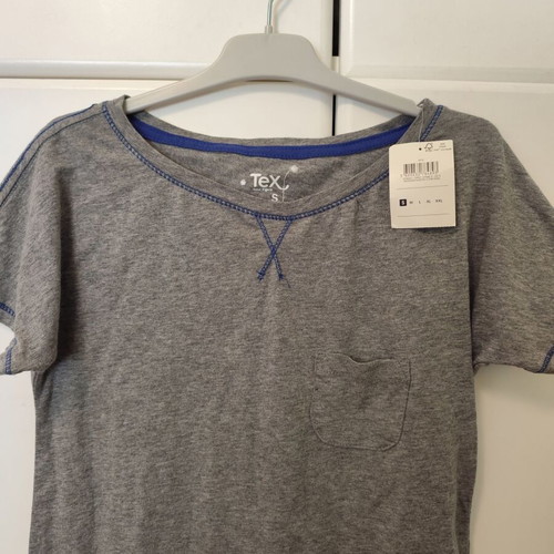 Small blouse new, size S