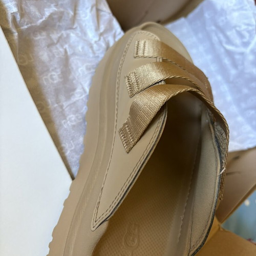 Ugg W Goldenglow Slide like new, beige, size 40