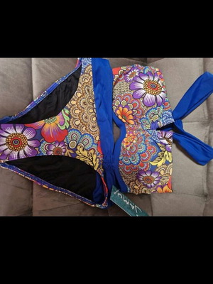 Two-piece swimsuit new, size M 38C, colorful