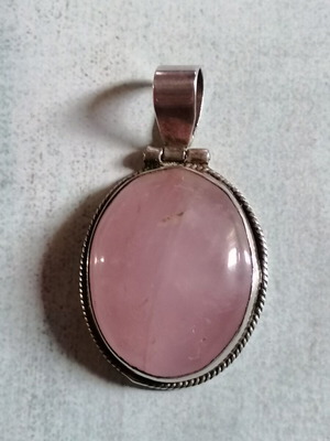 Silver 925 pendant with rose quartz stone new, pink