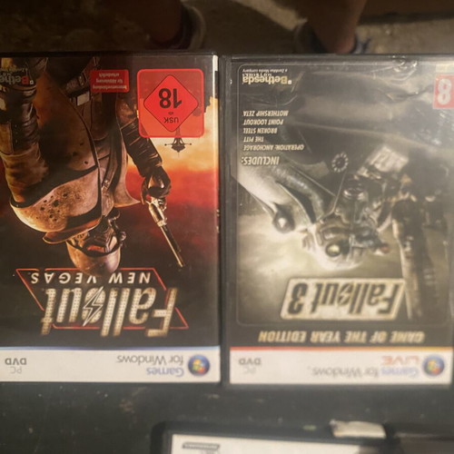 Fallout 3 and New Vegas PC games like new, set of two