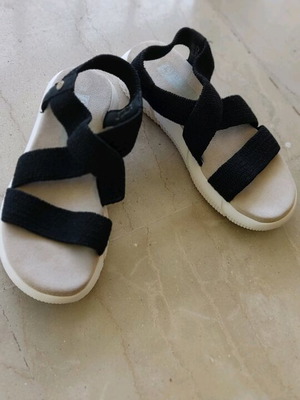 Bugatti women's summer sandals black like new, size 38