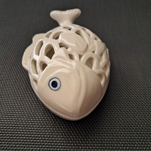 May Fair porcelain fish for scented bath salts new