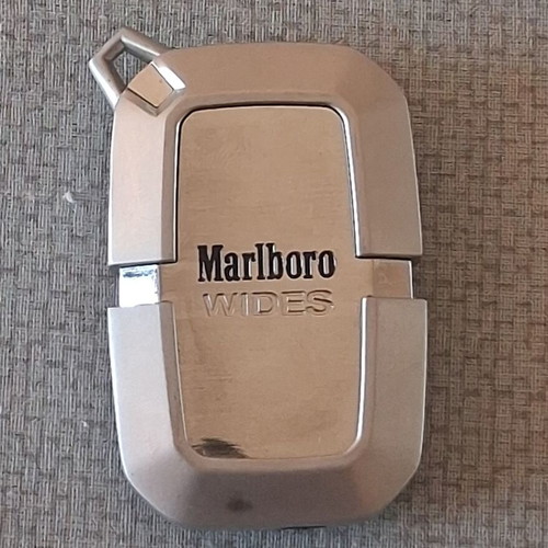 Marlboro Wides lighter collectible, unused, windproof