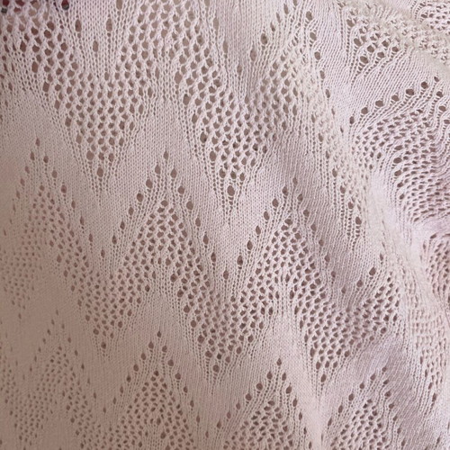 Long-sleeve blouse with perforated design like new, pink, size L