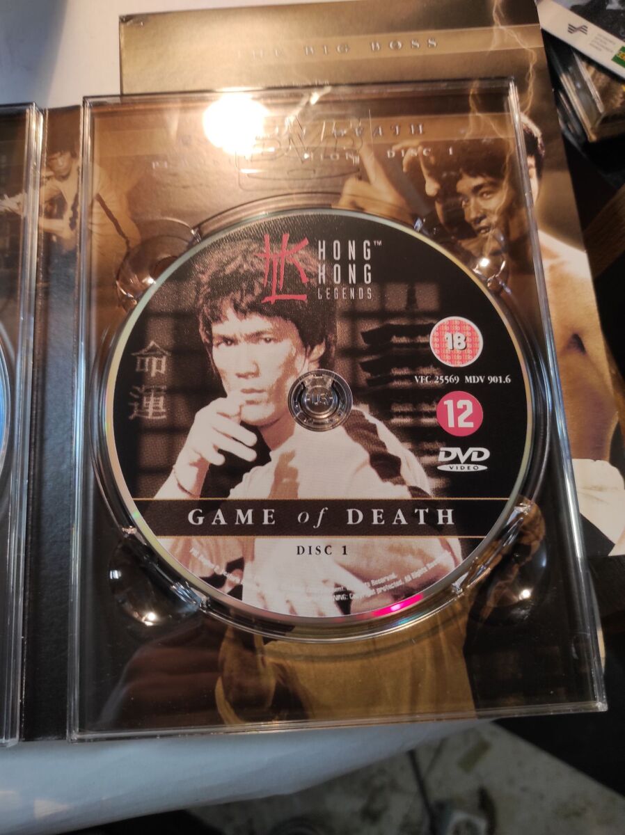 Bruce Lee collectible box set 6 DVD like… - € 60,00 - Vendora.cy