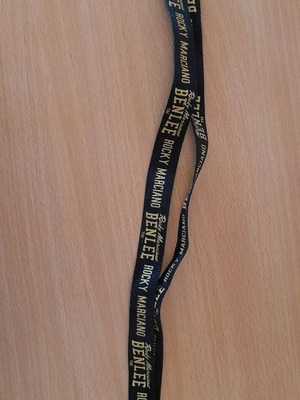 Μπρελόκ Benlee σαν καινούριο, μαύρο και κίτρινο