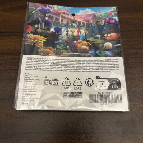 Pikmin keychain blue Nintendo new authentic sealed