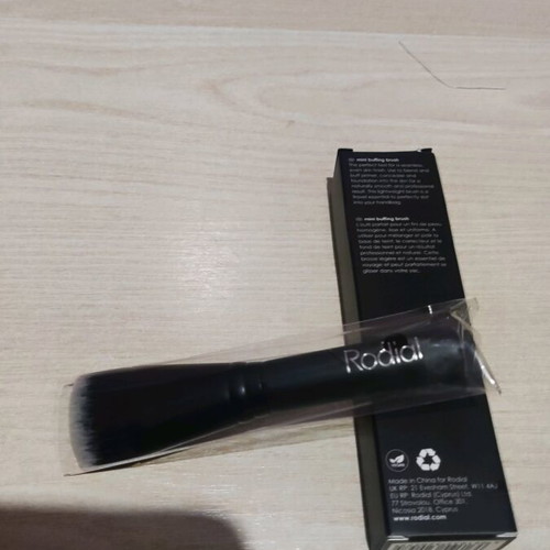 Rodial mini buffing brush makeup brush new