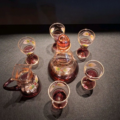 Vintage Murano Liquor Set 7 pcs like new, handmade amethyst with gold