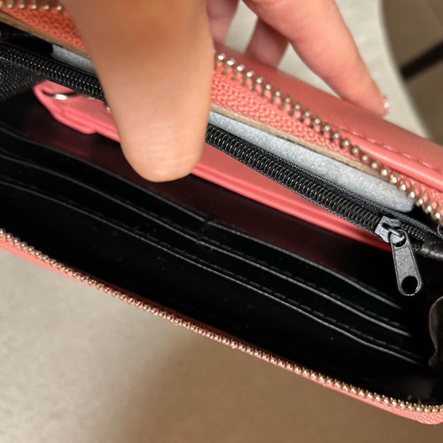 Women's wallet like new, red and pink with zipper
