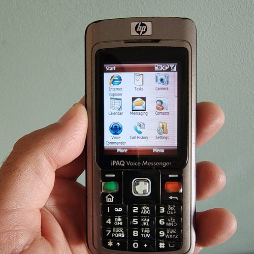 Hp phone used, works normally without charger