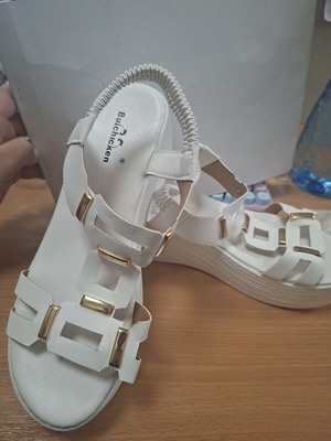 Sandals size 38 new, 24cm insole