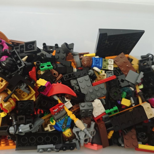 Lego pieces like new in excellent condition