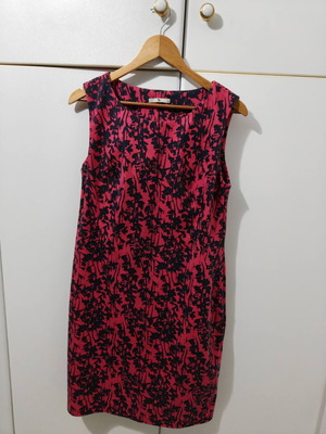 Floral dress Tu in fuchsia and black like new