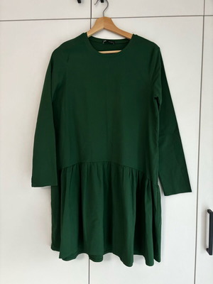 Zara dress cypress spring like new