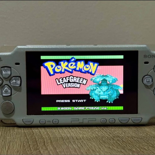 Sony PSP-2000 Felicia Blue with games and accessories