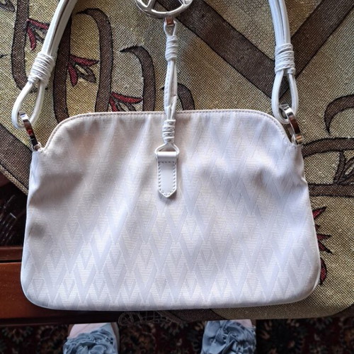 Valentino Garavani Mini Bag SS68 Collection like new, white handbag