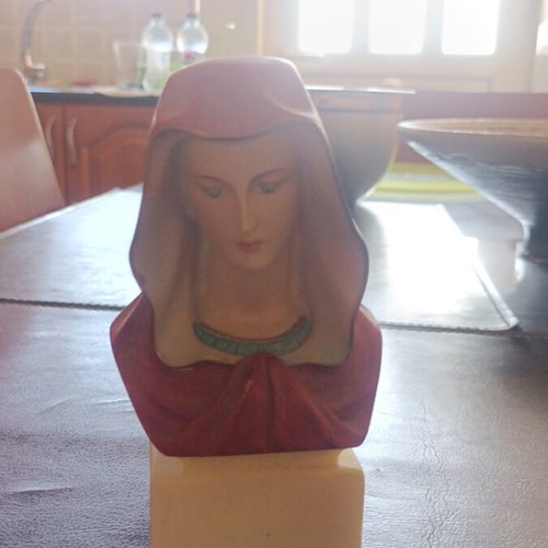 Madonna bust in bonded marble, like new