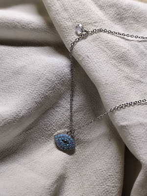 Steel necklace with turquoise stones and crystal, new
