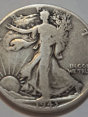 Сребърна монета Half Dollar Walking Liberty 1943 употребявана