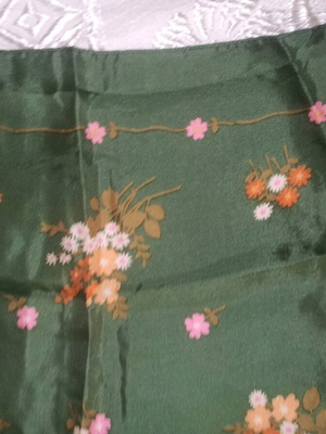 Scarf 65x65 polyester like new, green