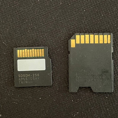 MiniSD Card 256 MB with Adapter like new