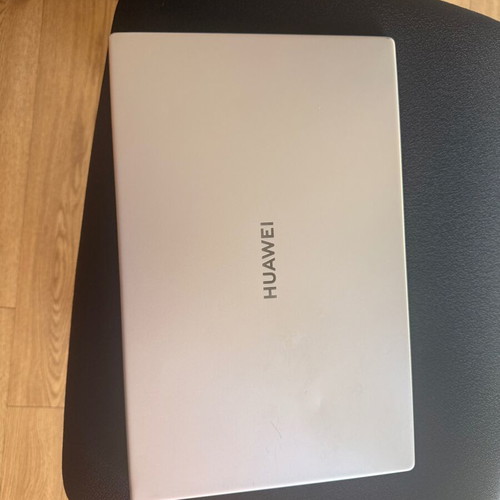 Huawei Matebook D15 2020 laptop like new, AMD Ryzen, 8GB RAM, 256GB SSD