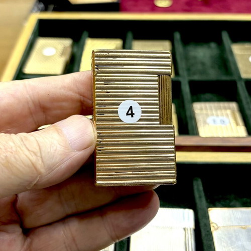 DuPont N4 gold lighter used, vintage