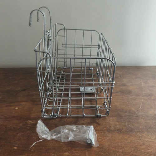 Metal bicycle basket that opens and closes new