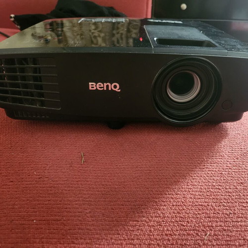 BenQ MS506 projector