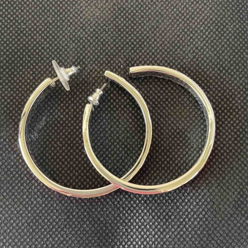 Marc Jacobs hoop earrings 7cm like new, silver