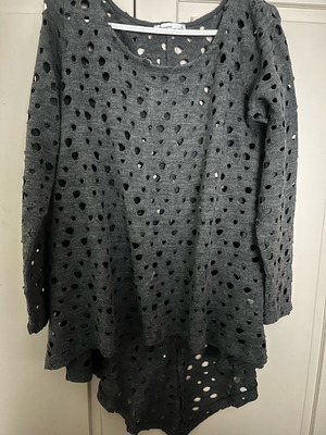 Innocent women's long blouse oversized asymmetric like new, gray