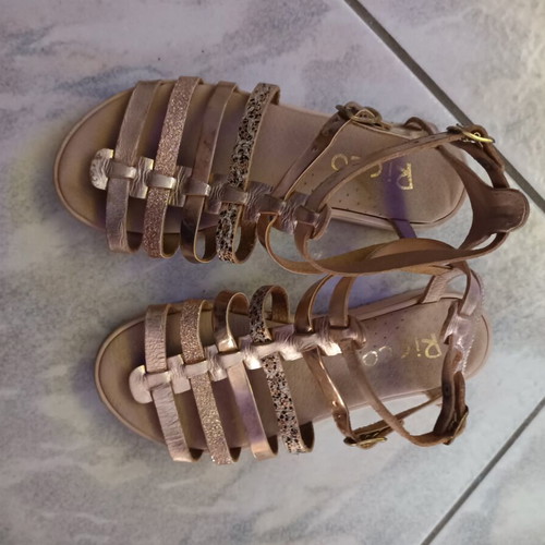 Ricco leather flatform sandals size 36 like new beige gold