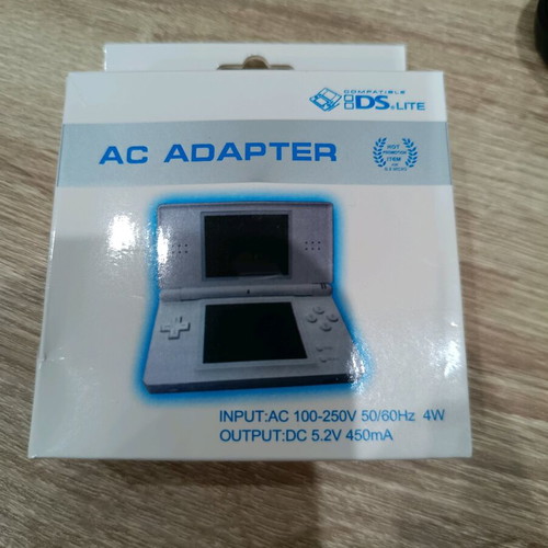 Charger for Nintendo DS Lite new in original box
