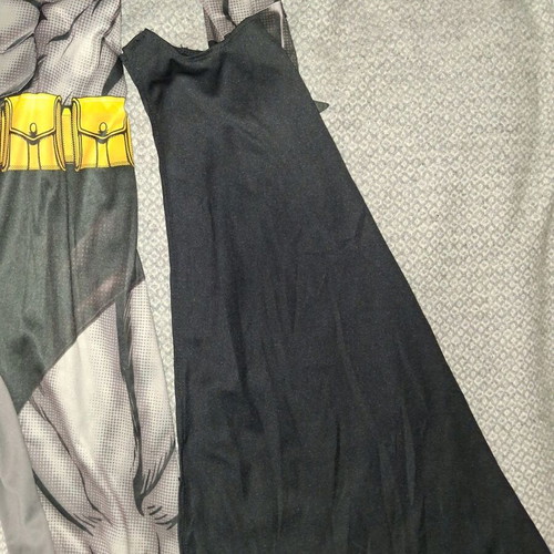 Batman kids costume for 5–6 years old like new
