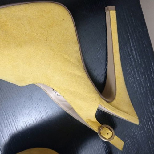 Yellow suede leather sandals used with 15 cm heel