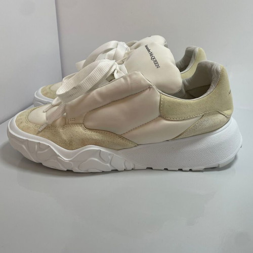 Alexander McQueen suede-trimmed sneakers like new, size 39.5