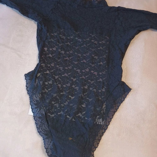 Black lace bodysuit new, elastic fit M/L
