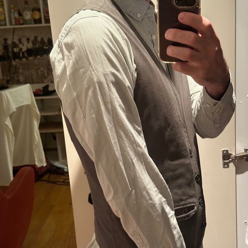 Bershka vest khaki like new, size L