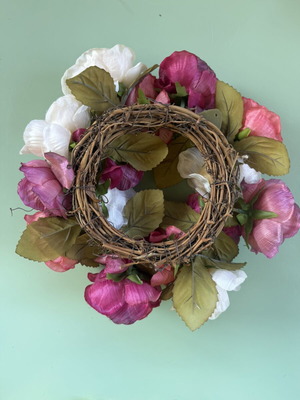 Decorative wreath with multicolored artificial flowers, 24cm diameter