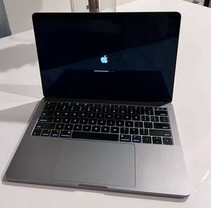 MacBook Pro 2017 13,3 inch