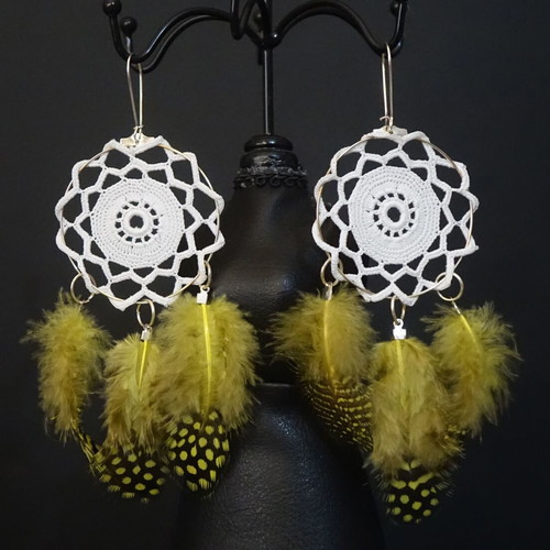 Dreamcatcher earrings new with intricate design