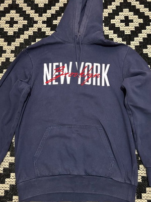 Men's blue hoodie with print H&M used