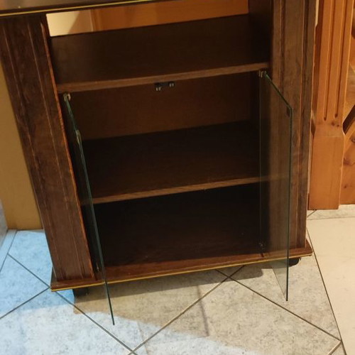 Furniture with wheels used with glass doors