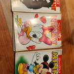 Waly Disney Σπέσιαλ κόμικς Ντόναλντ, Νταίζυ, Μίνι