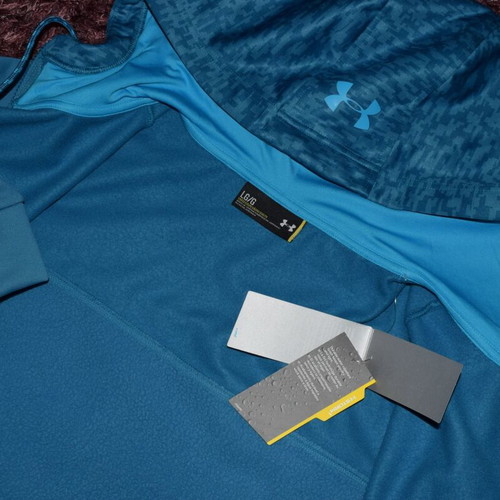 Under Armour XStorm sports top new, size L, blue