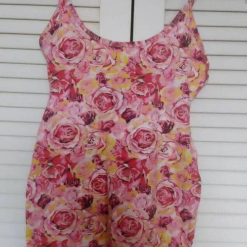 Dress Rozovite Rozi used, open back, sizes S and M