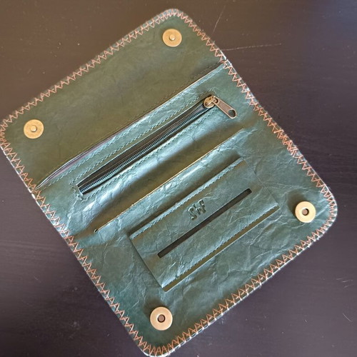 Sif Tobacco Case new, PU leather, black and cypress green